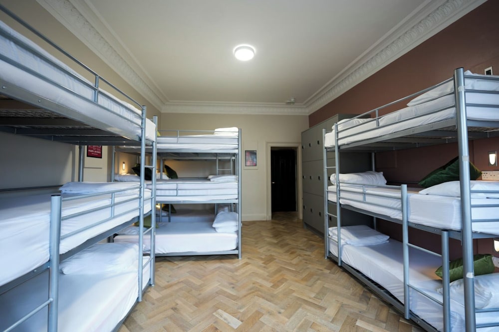 Private, Mixed Dorm, Standard, 6 Bunk Beds