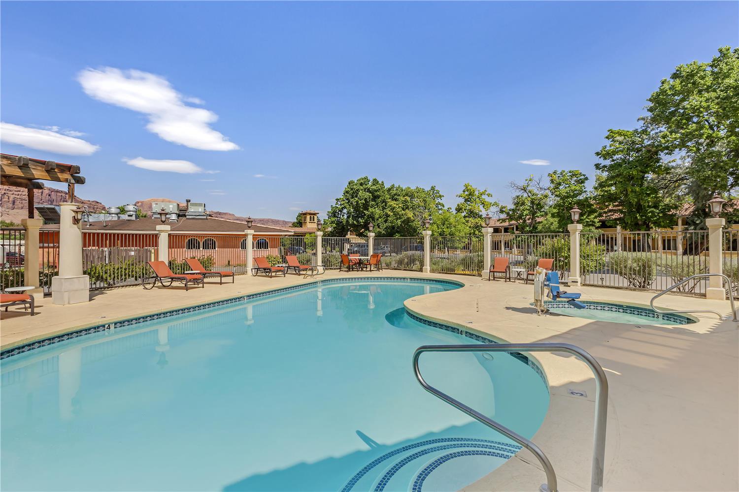 Best Western Plus Greenwell Inn 6/16
