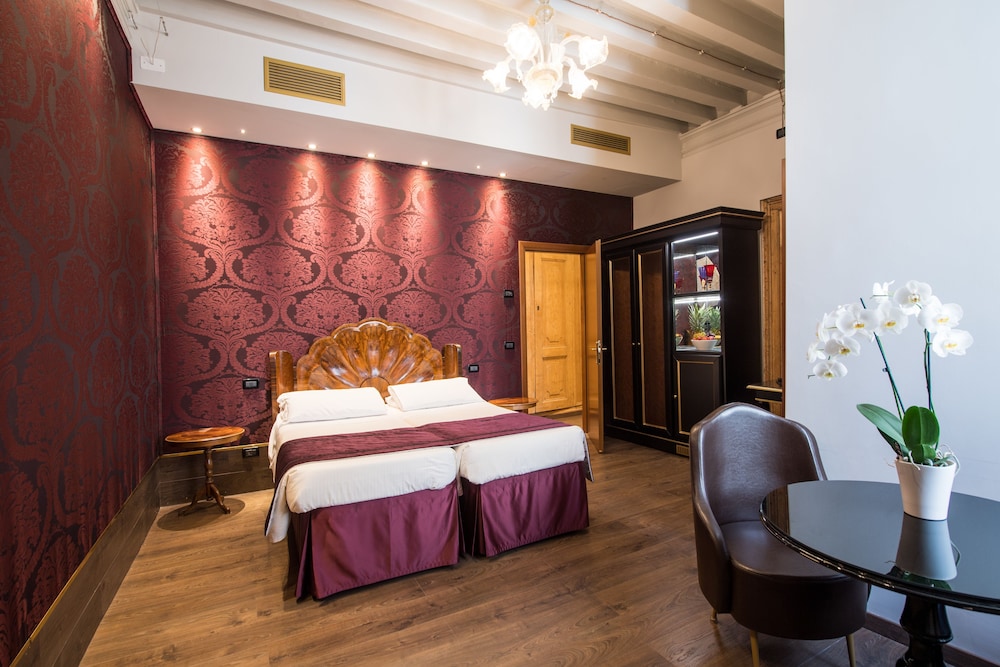 LOCANDA LEON BIANCO 11/50