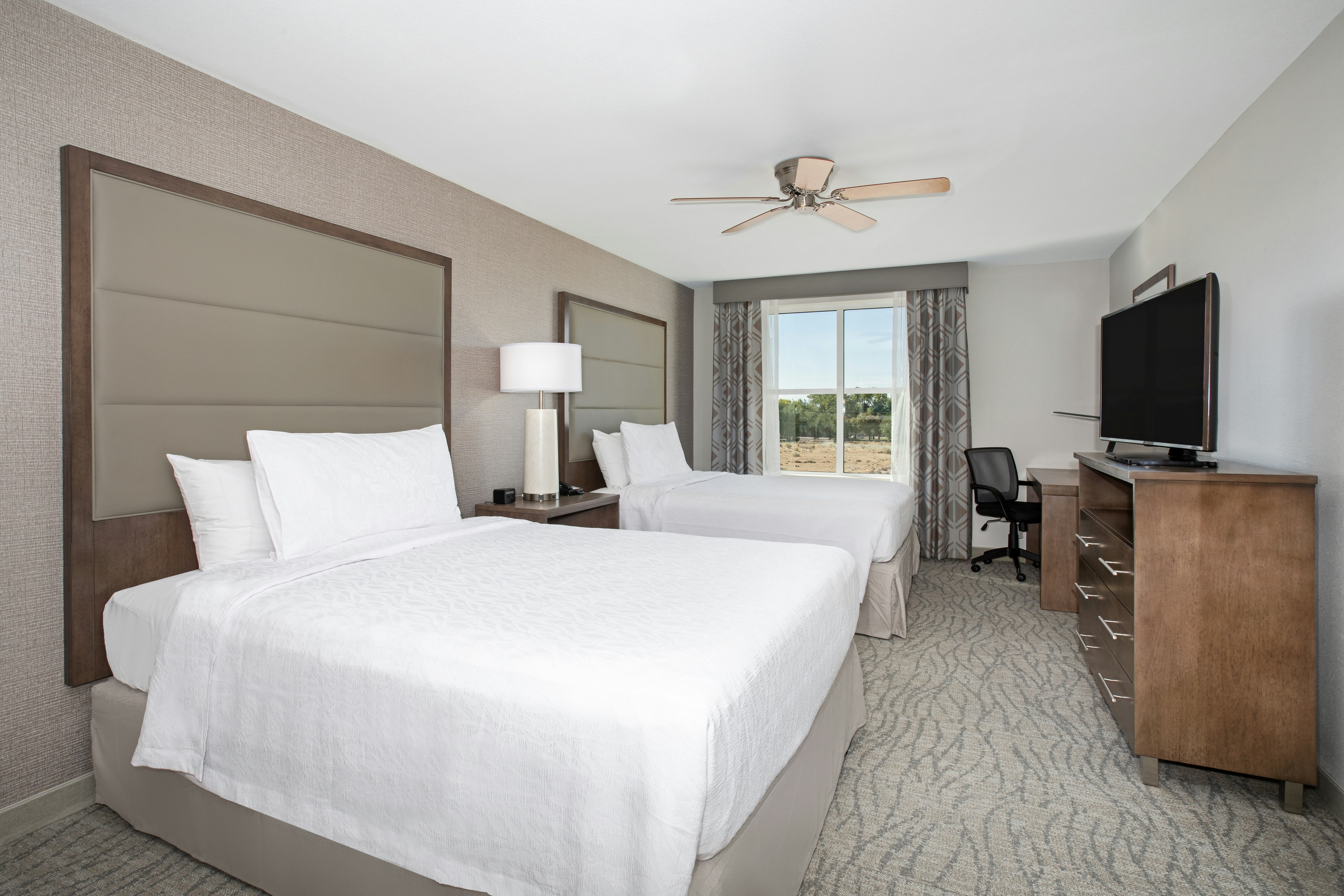 1 BEDROOM, SUITE, 2 QUEEN BEDS
