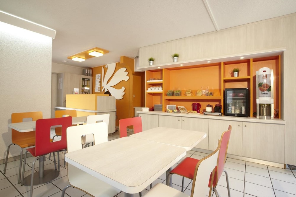 Hotel Premiere Classe Avignon Courtine 28/50