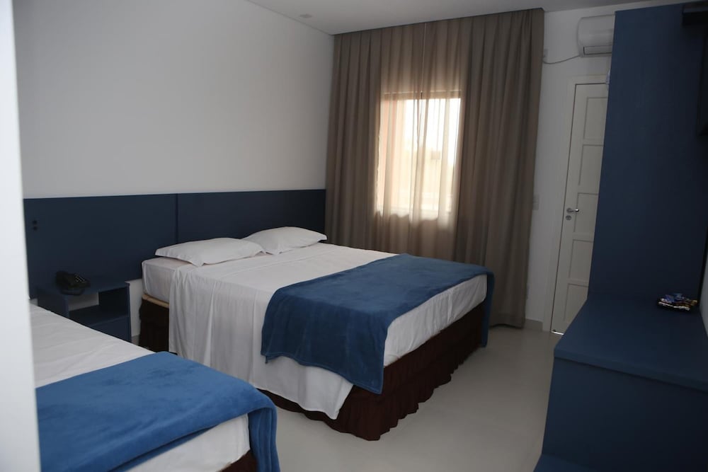 Hotel Acoriano 20/68