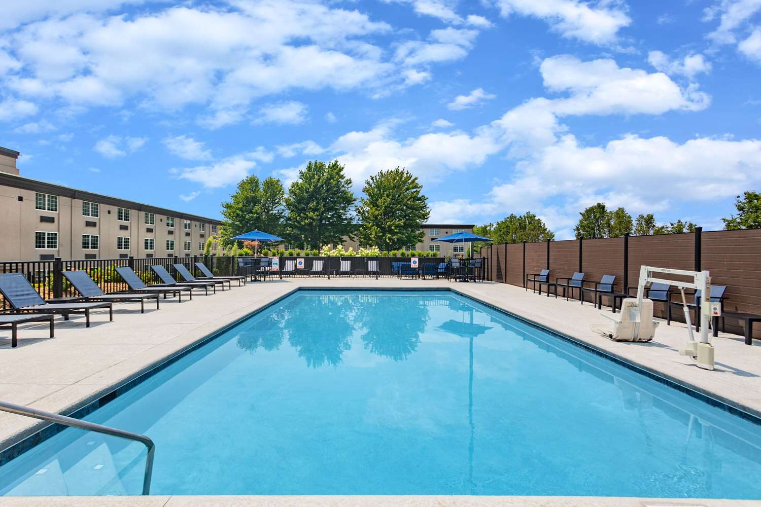 La Quinta Inn & Suites by Wyndham Joplin 33/56