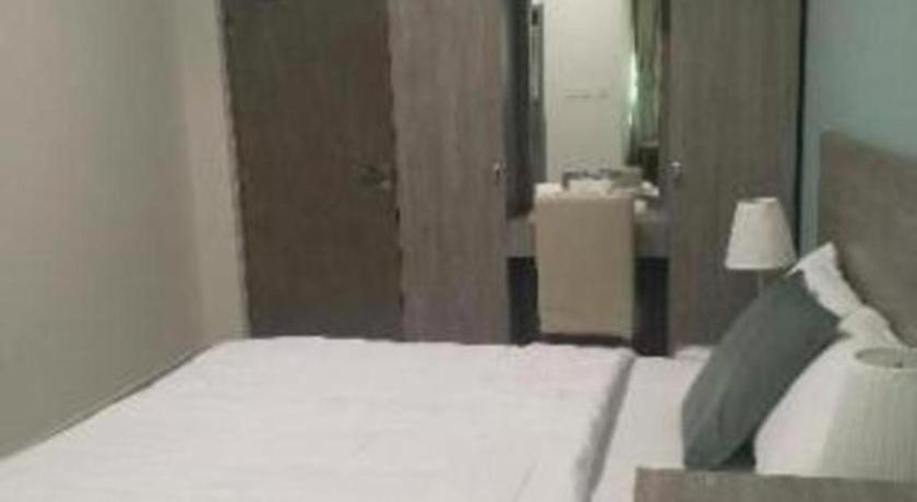 Sovereign Hotel 37/39