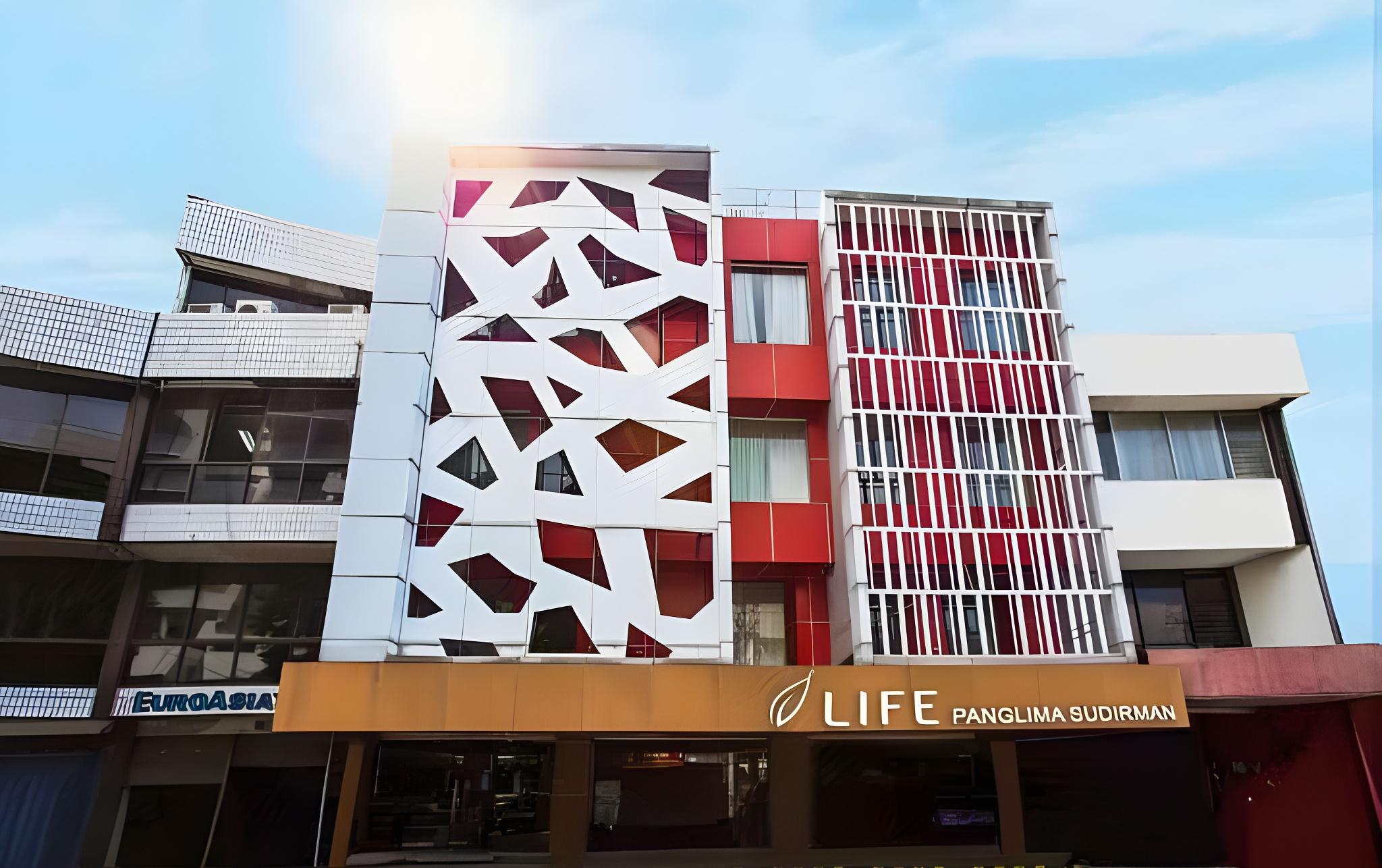 Life Hotel Sudirman Surabaya 1/35