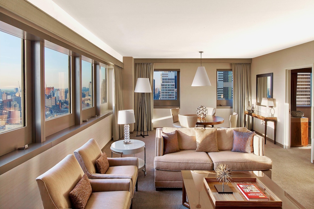 The Westin New York at Times Square 36/72