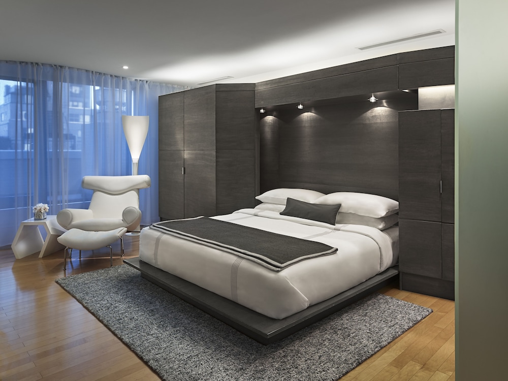 1 BEDROOM, SKY, SUITE