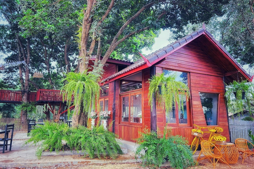 Inthawa Resort by ZUZU 10/70