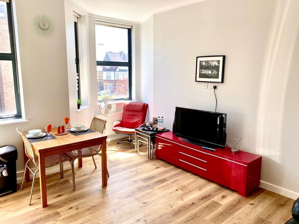 Westciti Croydon Serviced Apartments 25/50