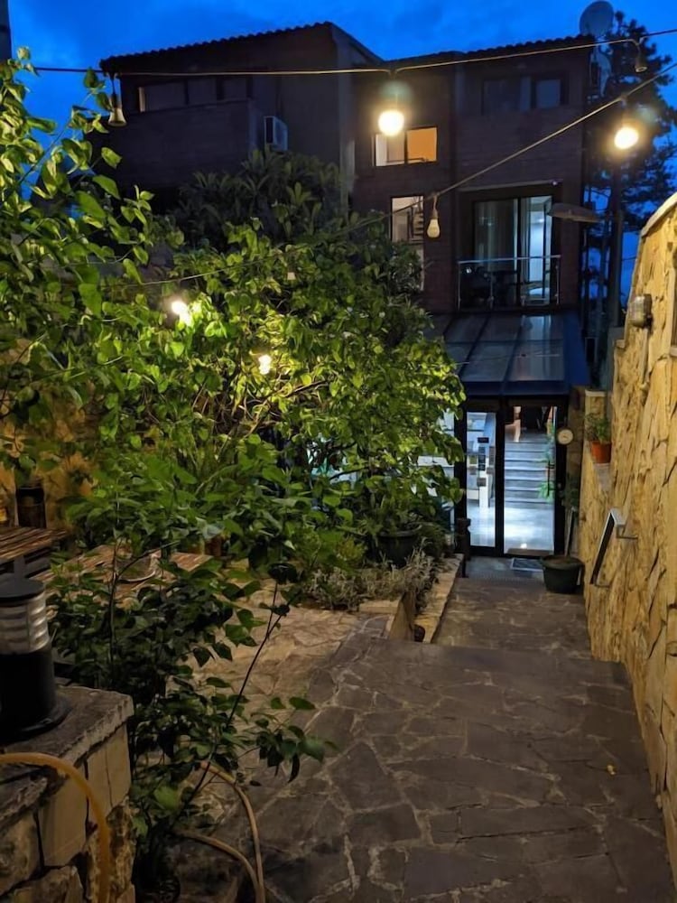 Sani Hotel 34/41