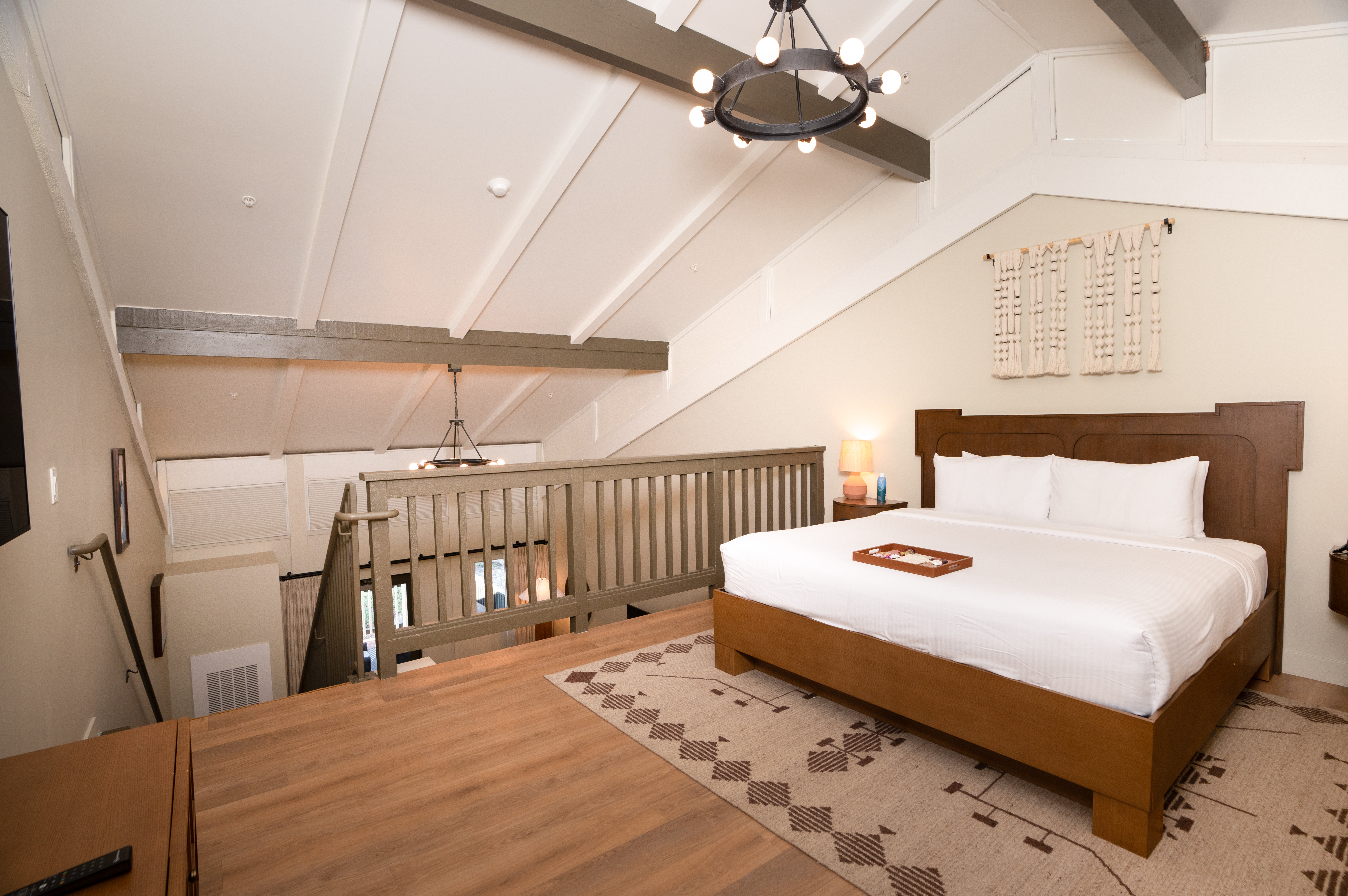 Loft, Junior Suite, King Bed