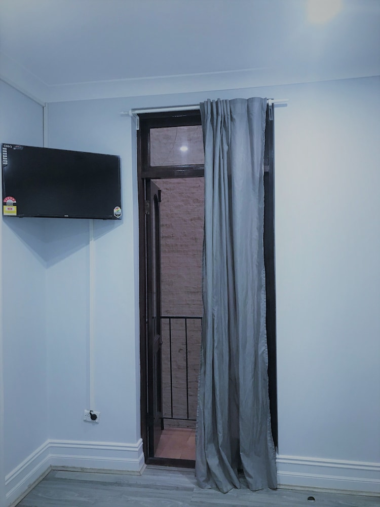 澳大利亚日出山庄(Newtown Cozystays) 图片3
