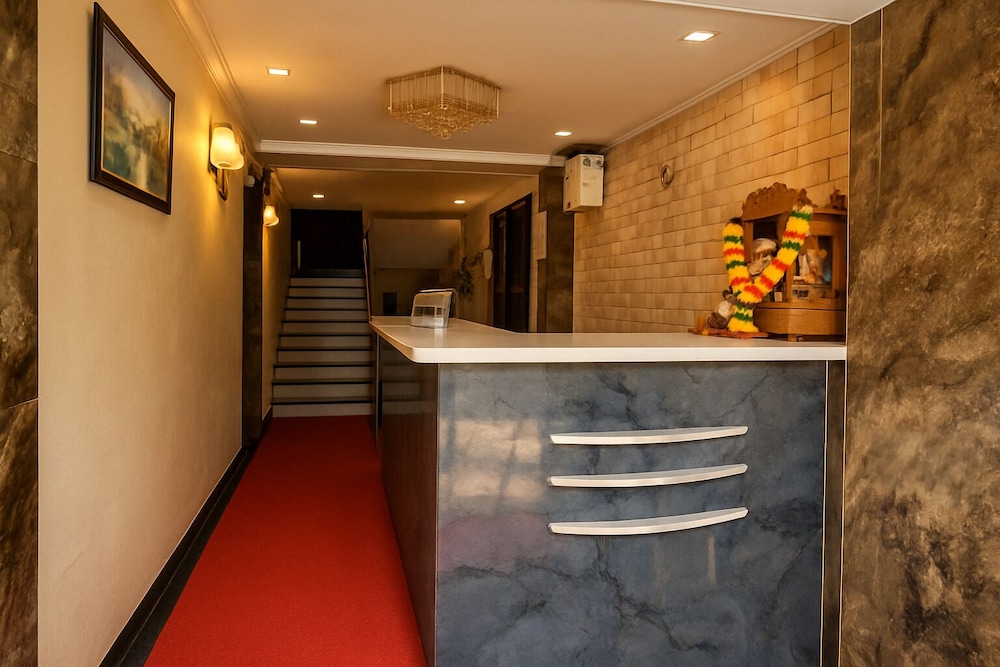 Hotel Sai Samrat Inn 4/32