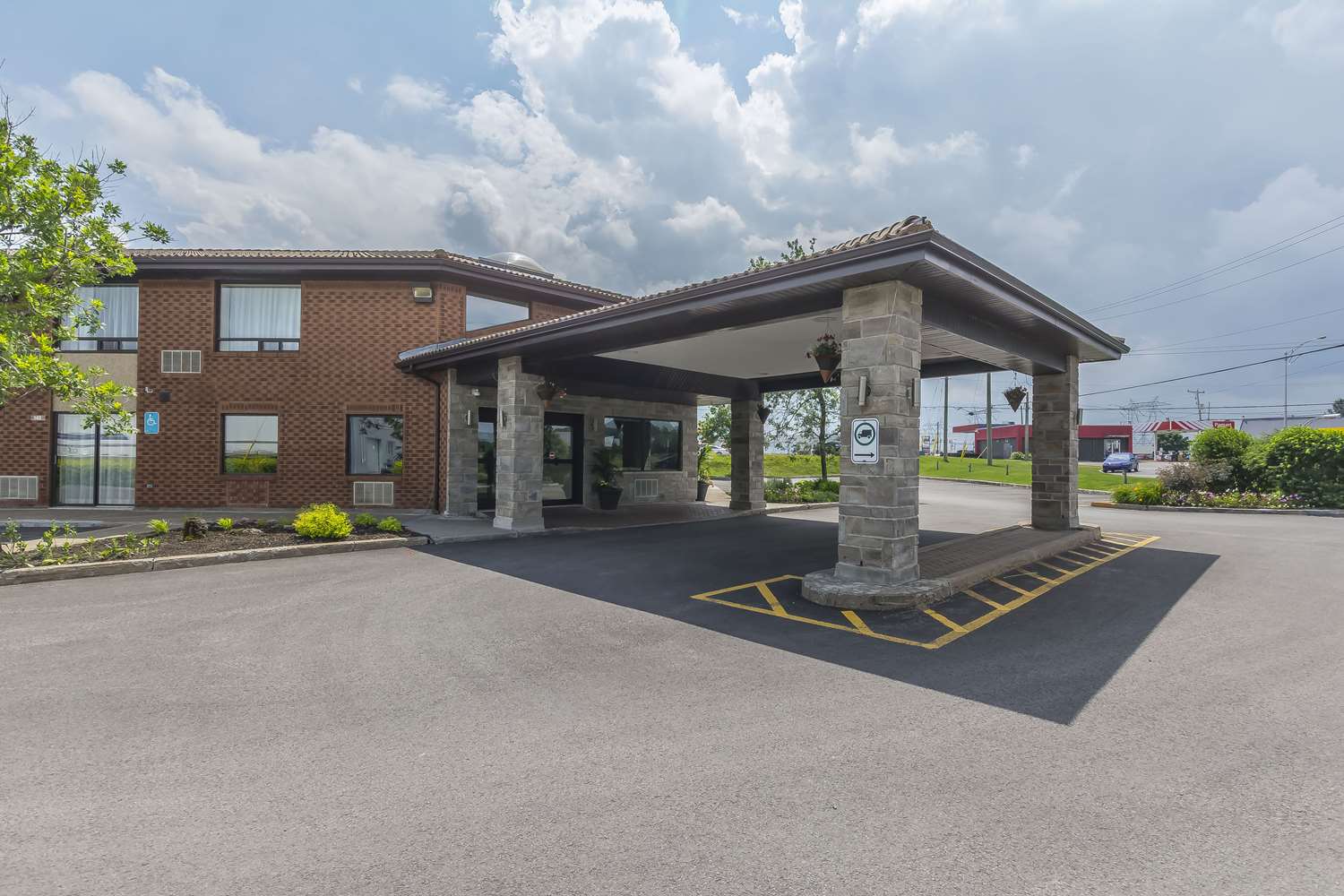 Comfort Inn Levis 32/33
