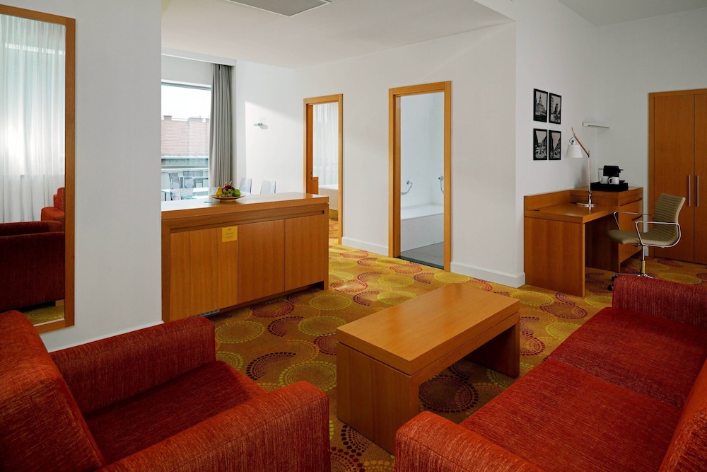 Courtyard By Marriott Budapest City Center Hotel 29/45