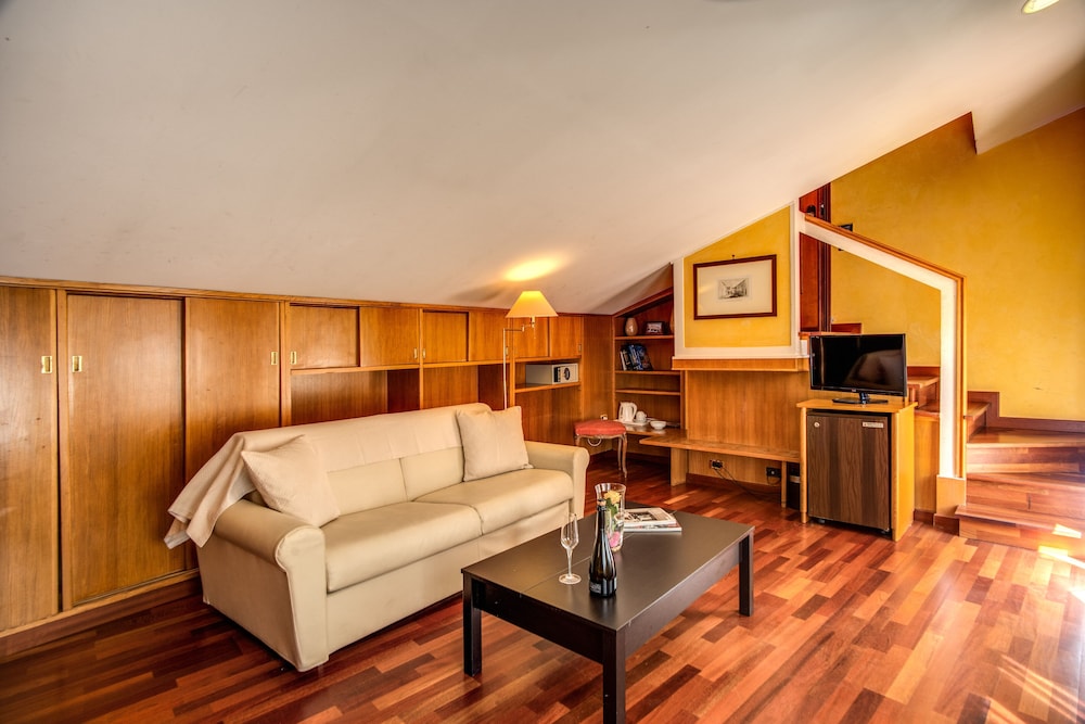 Hotel Della Torre Argentina 33/50