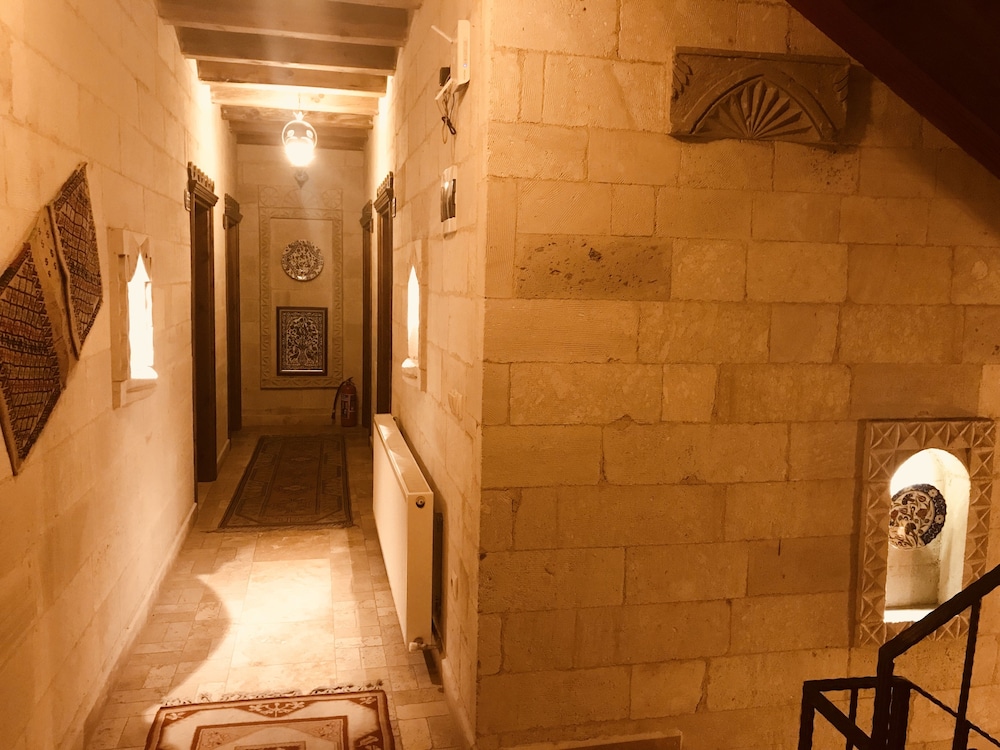 Cappadocia Stone Palace 22/43
