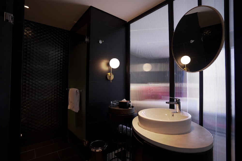 Awann Sewu Boutique Hotel and Suite 38/59