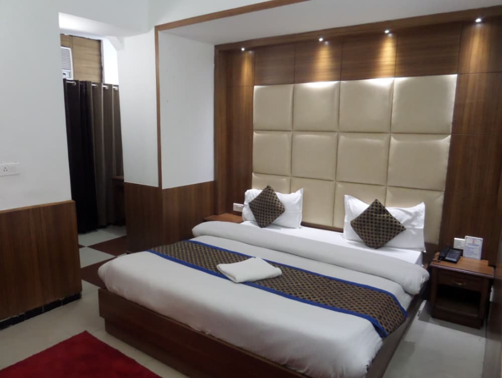 HOTEL DOON REGENCY 15/41