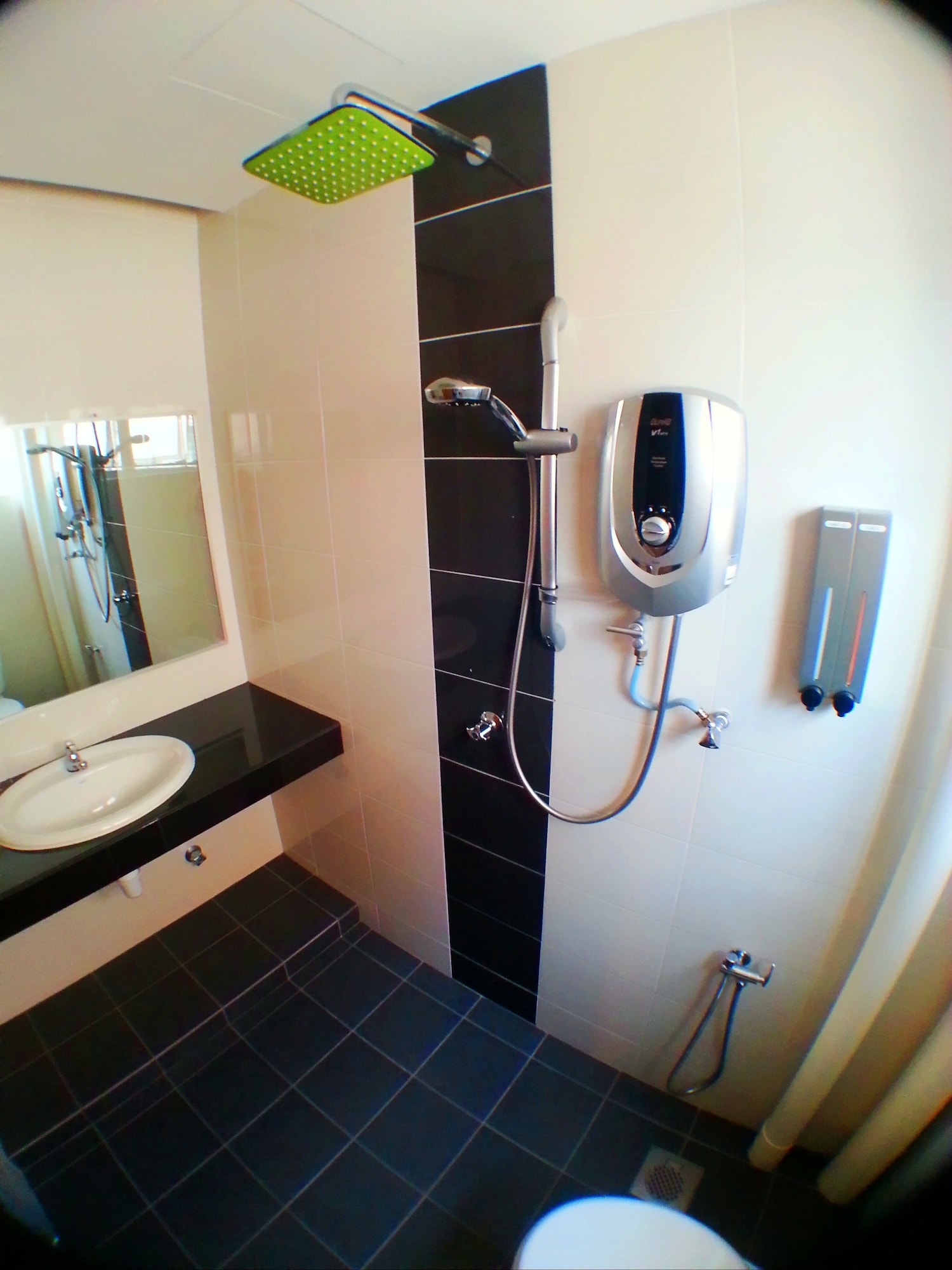 2 BEDROOMS, FAMILY, APARTMENT