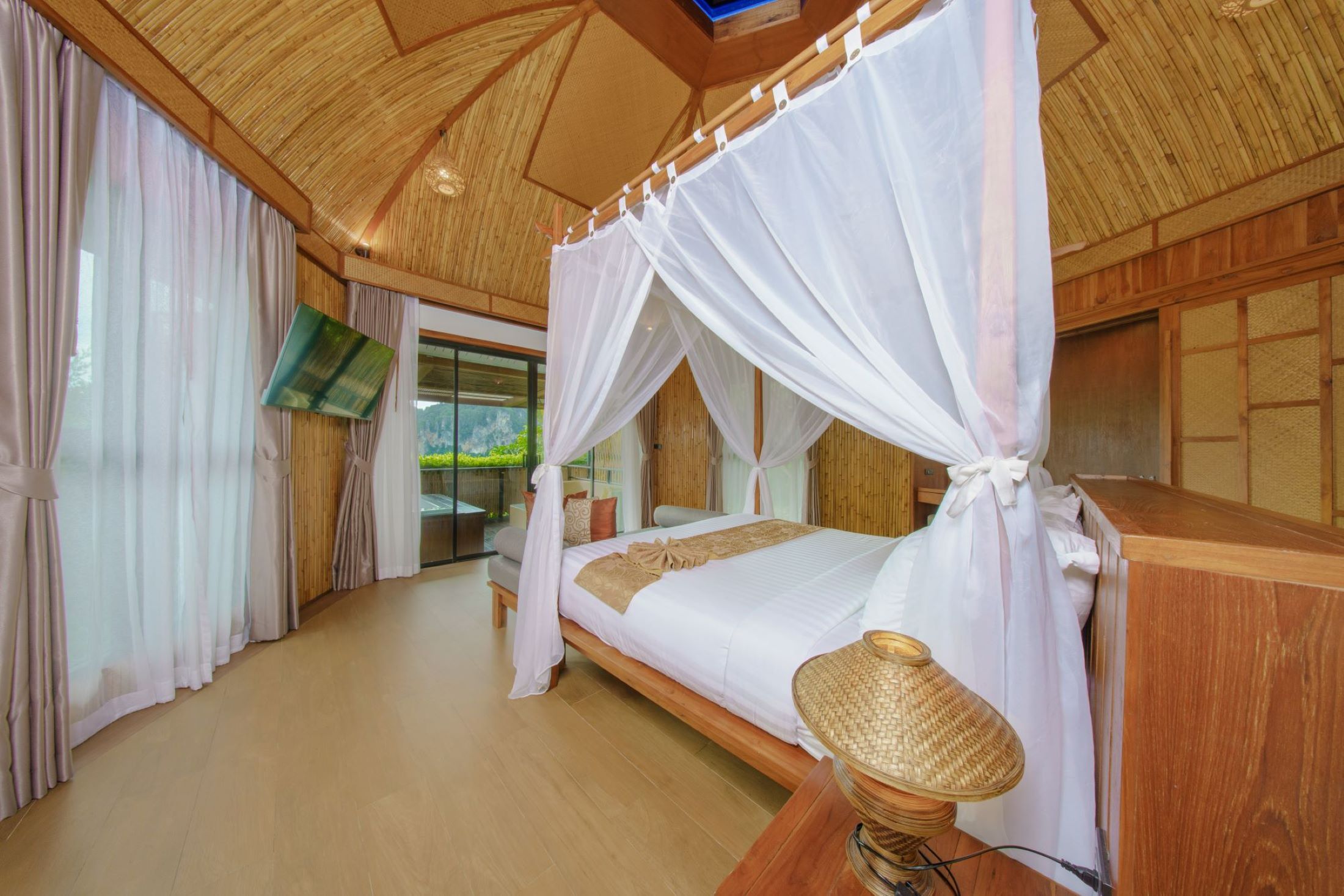 فيلا بجاكوزي، Aonang Fiore Resort 2/10