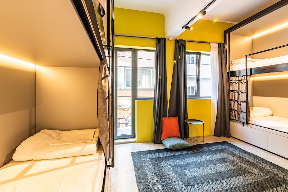 Athens Hub Hostel 17/33