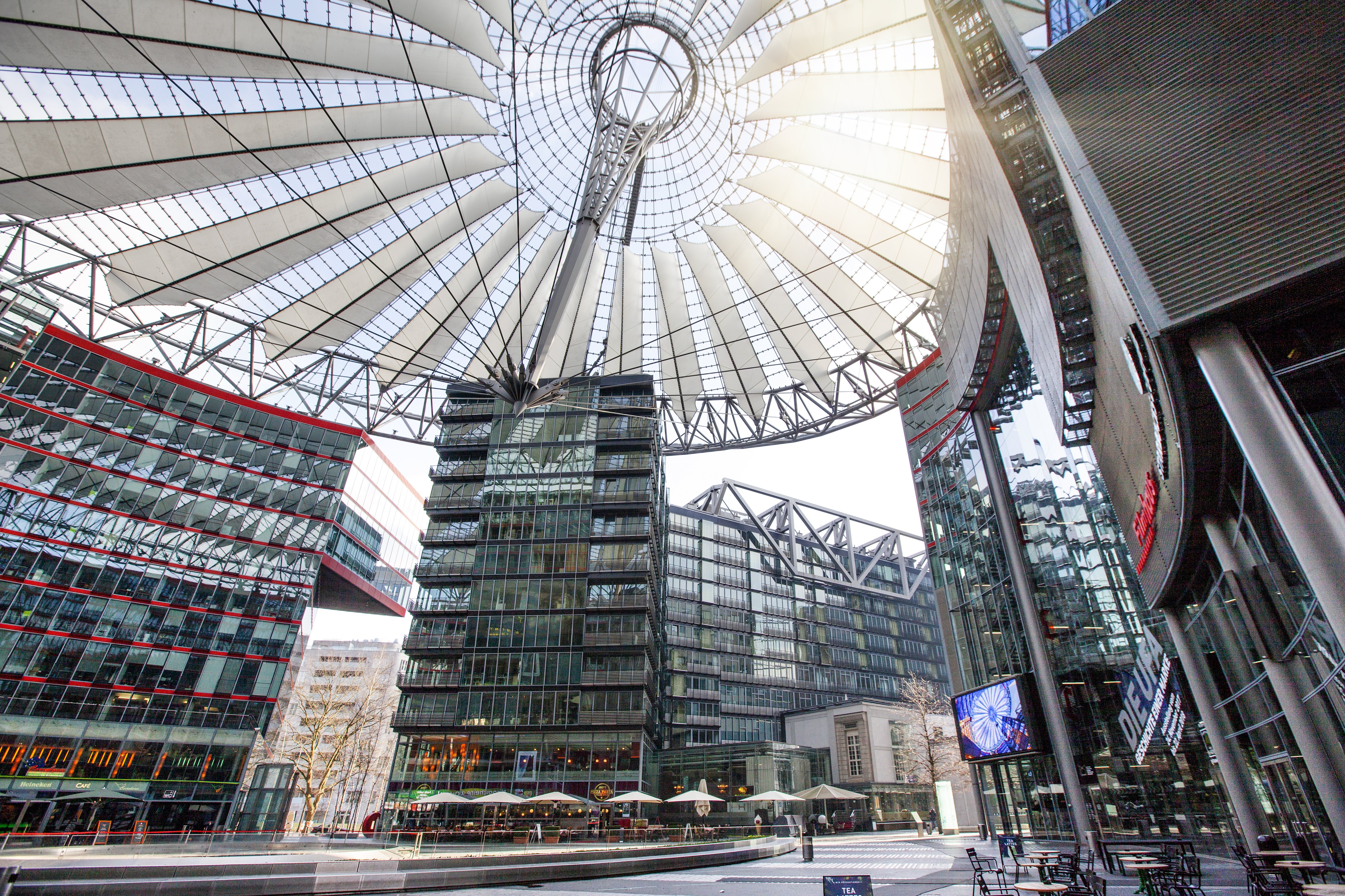 HOLIDAY INN EXPRESS BERLIN CITY CENTRE 11/52