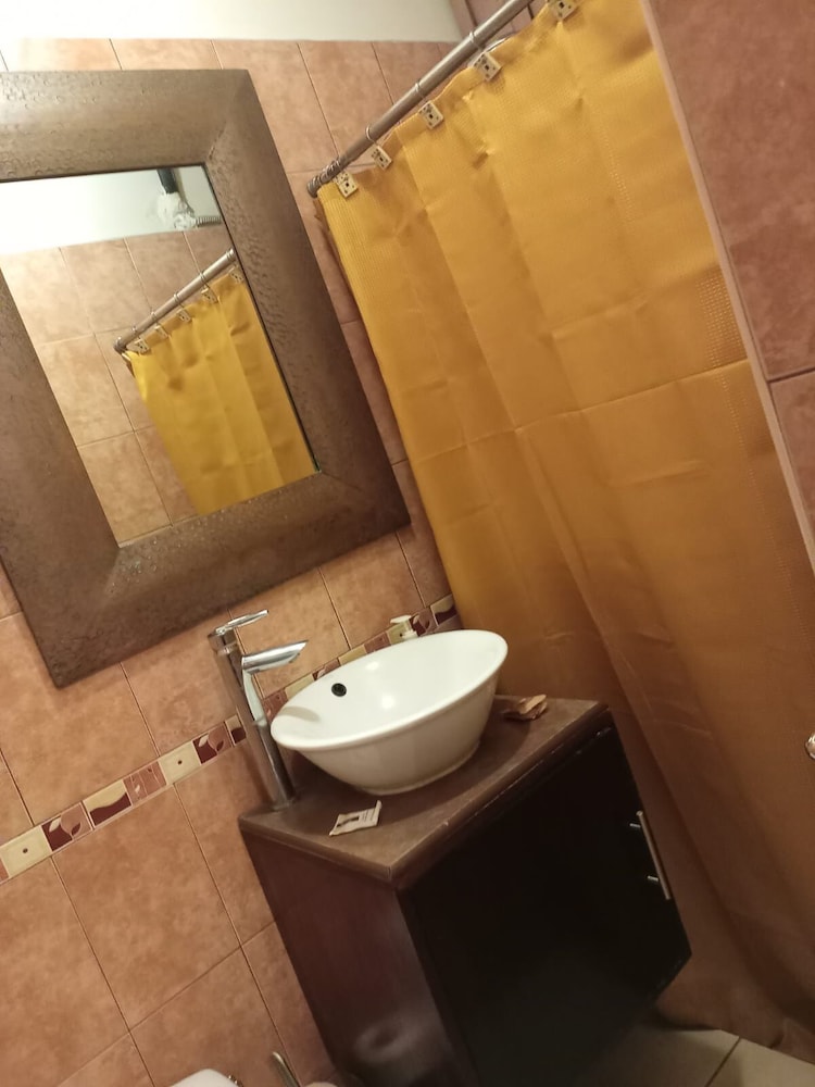 Kartagus Hotel Boutique 74/76