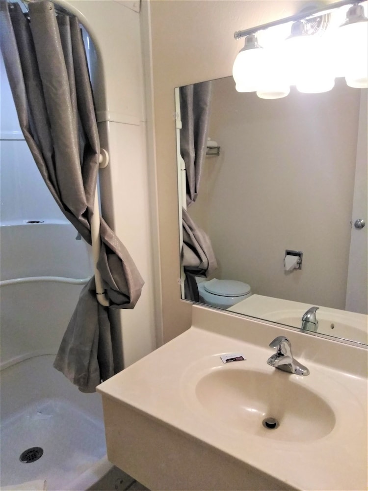 Motel 6 Louisville N Jeffersonville 34/36