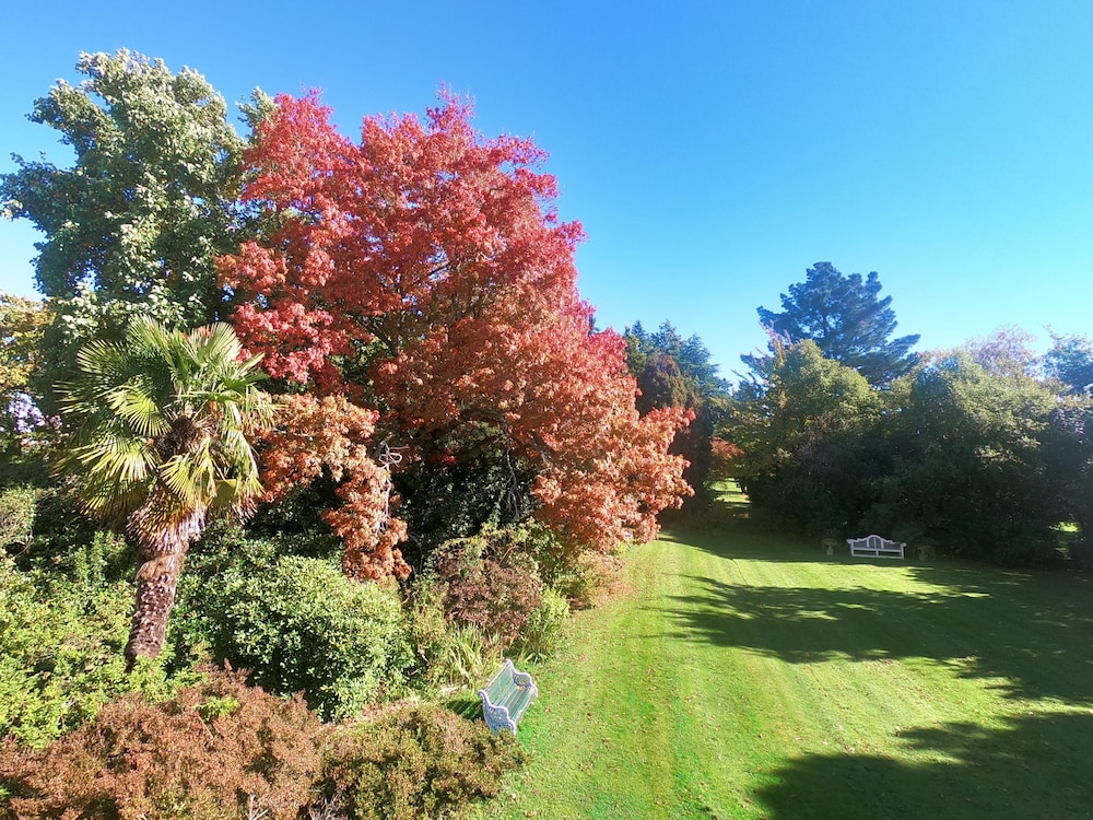 GUNYAH COUNTRY ESTATE 40/50