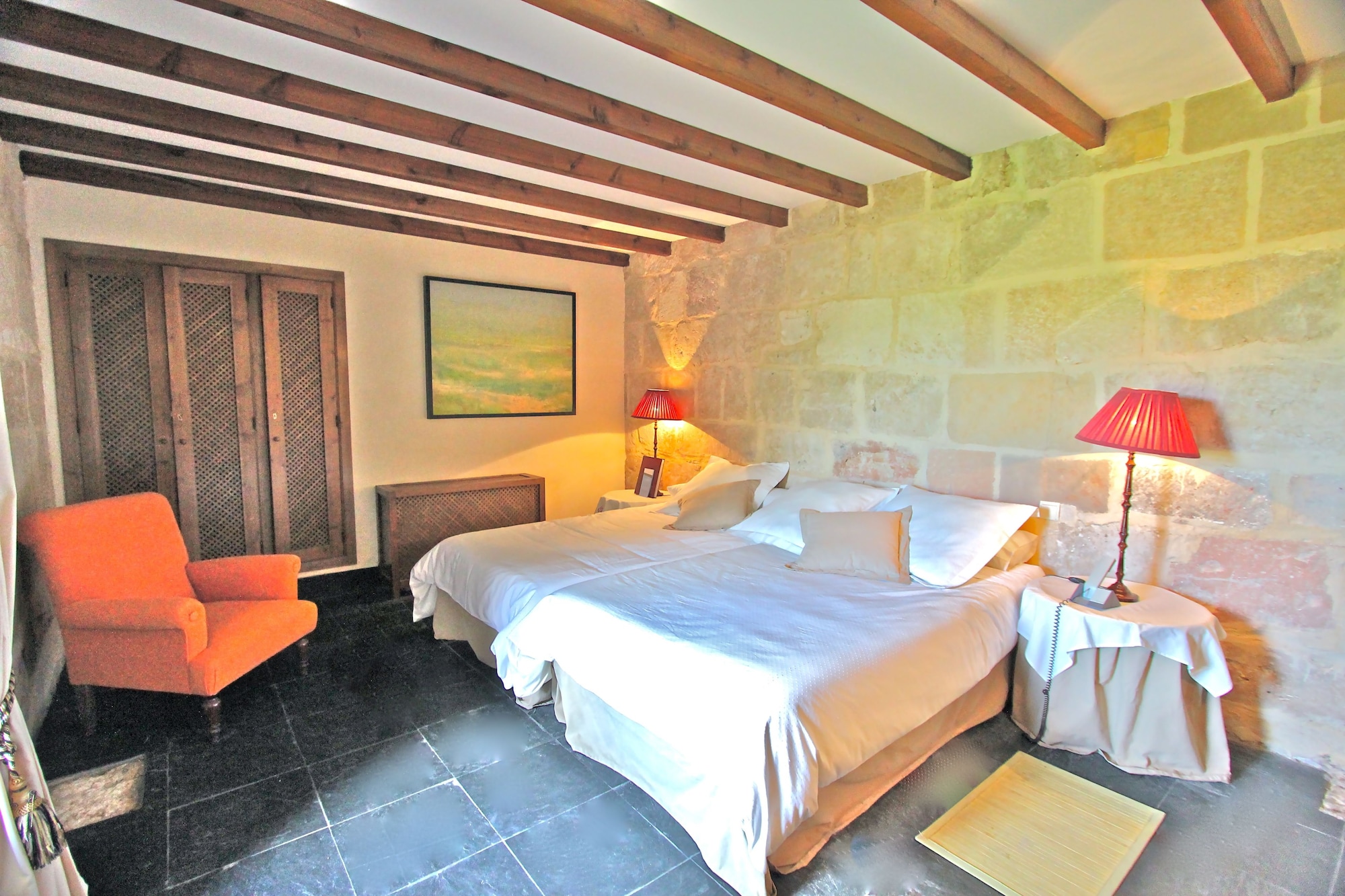 SUPERIOR, DOUBLE BED