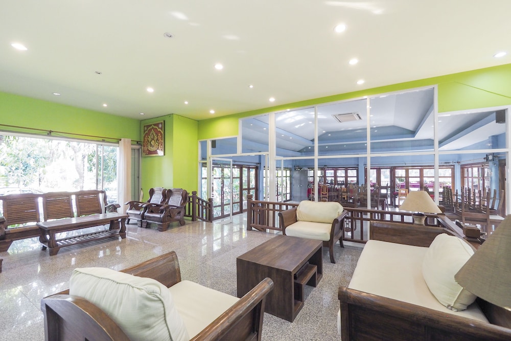 Saensukkho Hotel & Resort 54/65