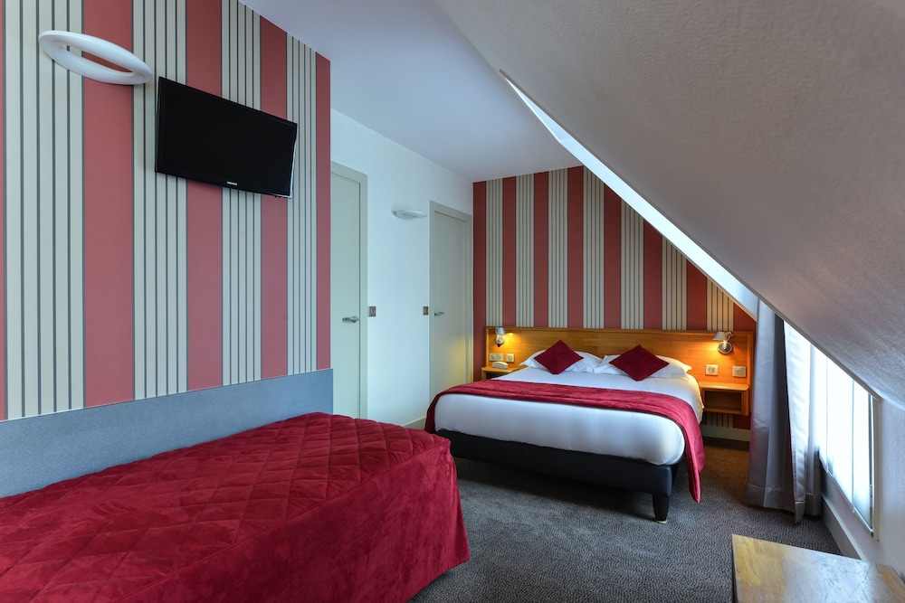 ROOM, TRIPLE