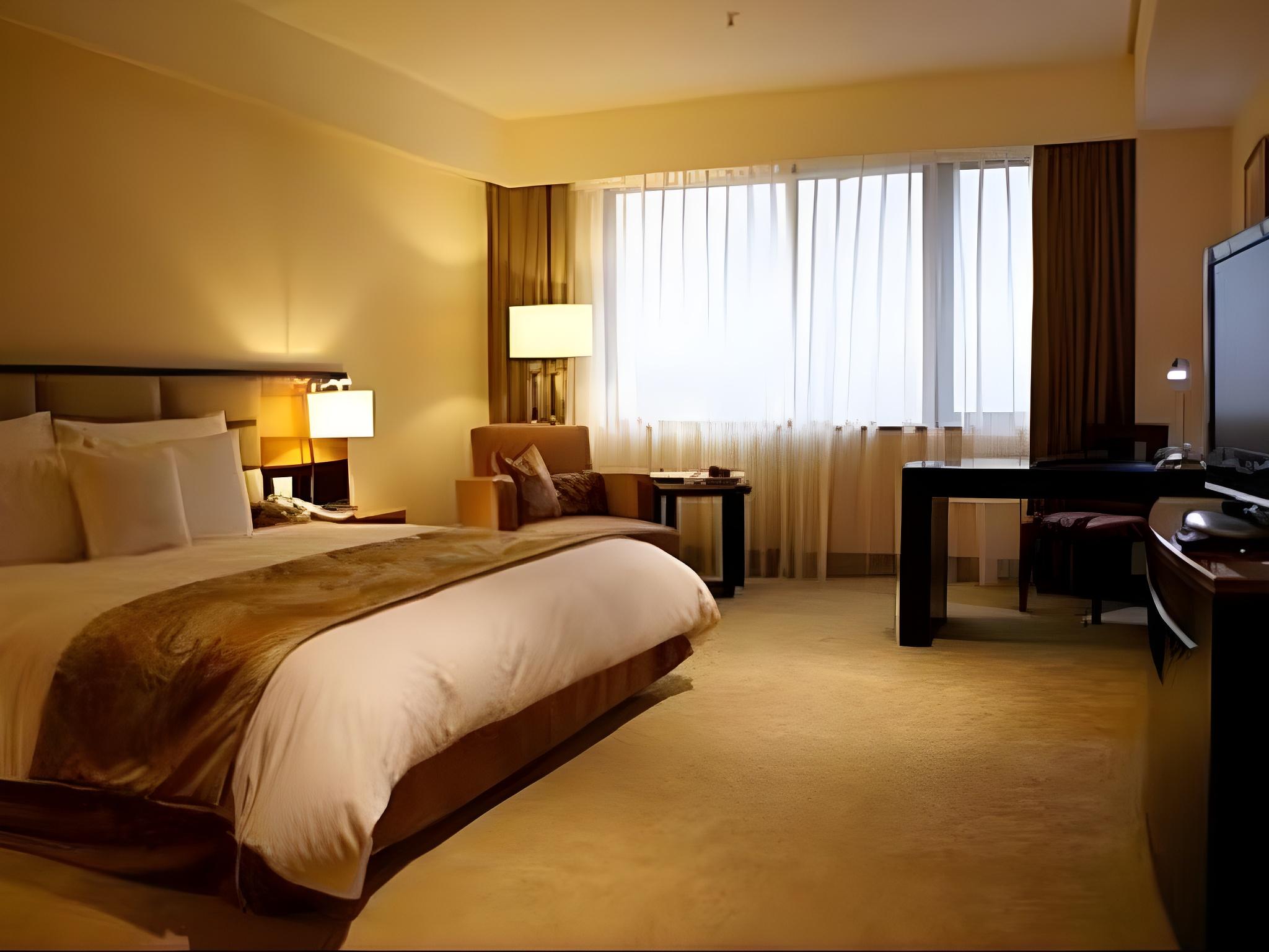 Monarch, Deluxe, Double Bed