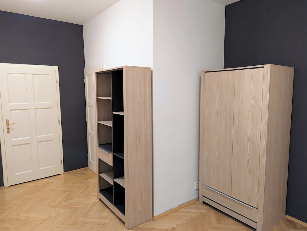 Apartments Tynska 7 17/50