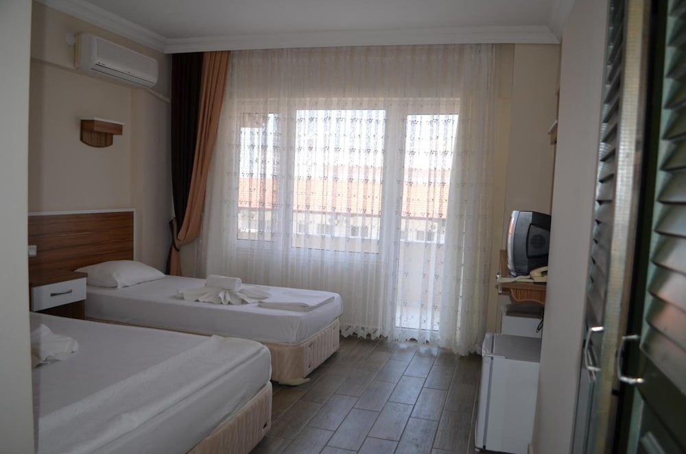 STANDARD, TWIN BEDS