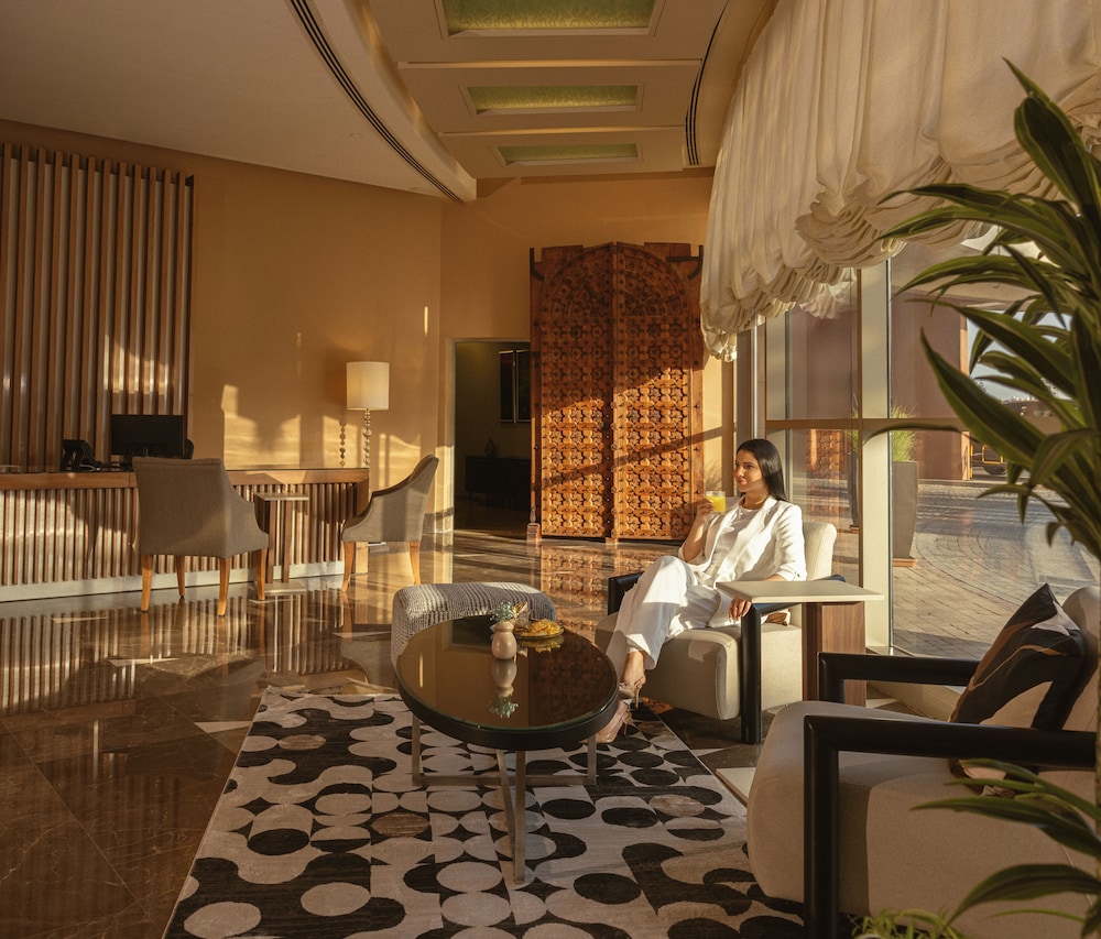 Marina Hotel Kuwait 31/67
