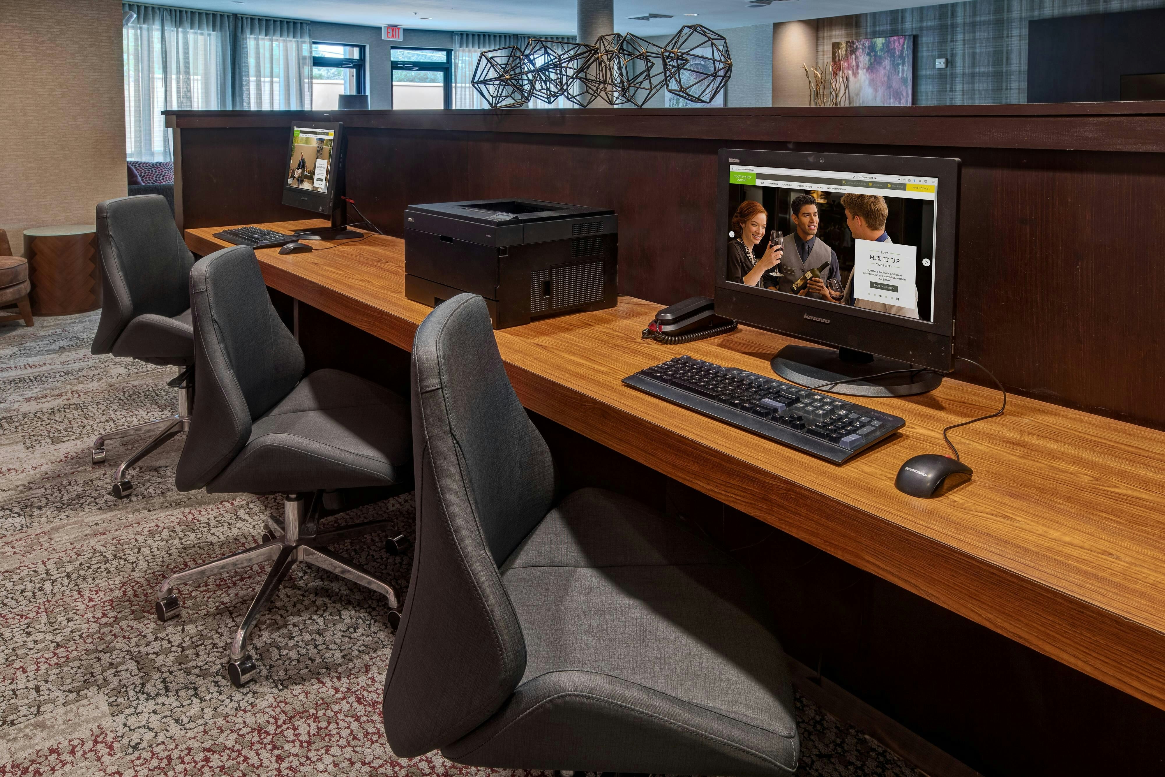 Courtyard by Marriott Troy 46/54