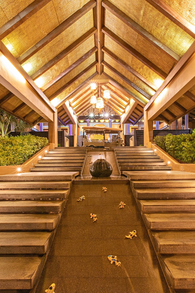 Rawai Palm Beach Resort 33/63