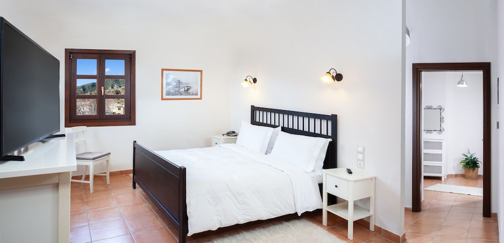 Erofili Hotel and Suites 14/45
