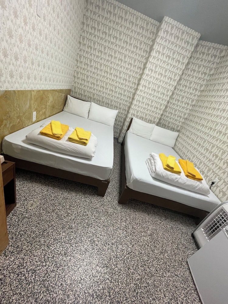 Room, Triple, 1 Single and 1 Bunk Bed, Shared Bathroom