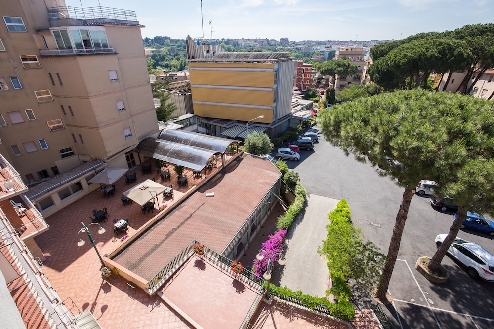 CASA TRA NOI 5/50