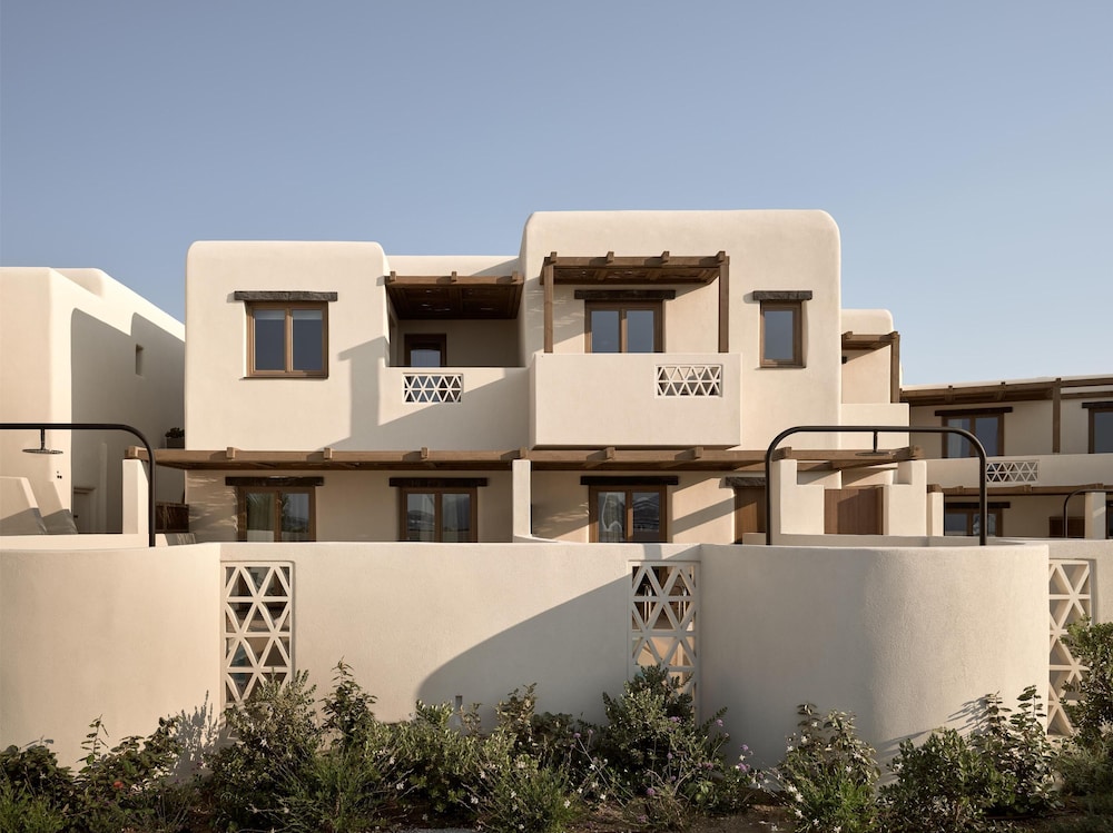 Omeon Mykonos 8/62