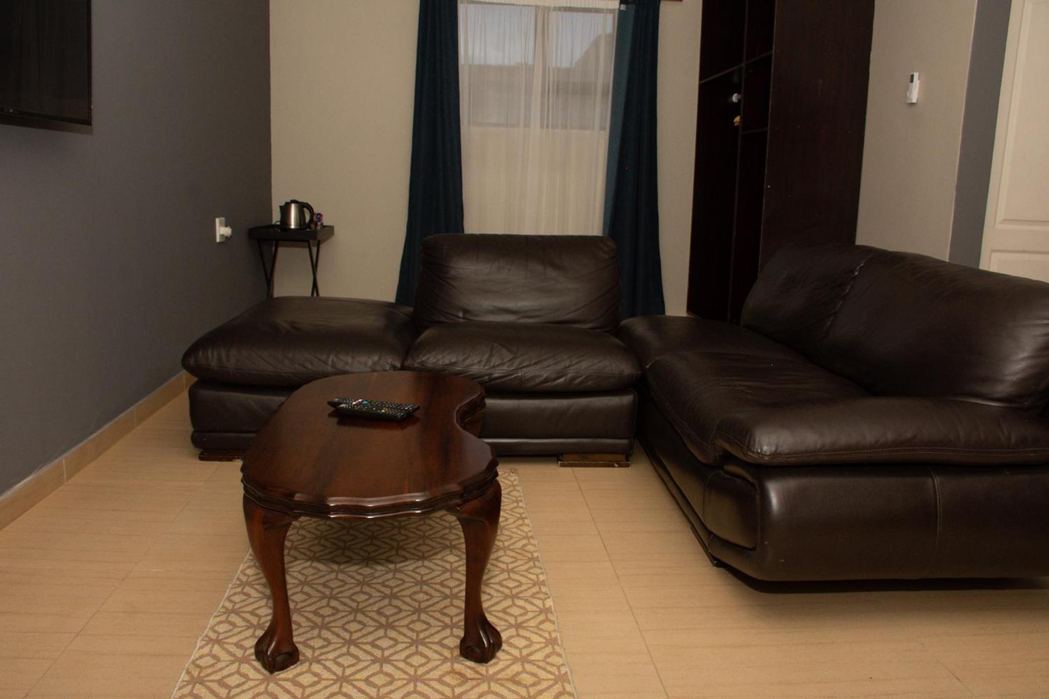 Vikamana Guest House 5/17