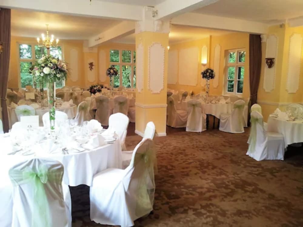 The Grange Hotel 34/50