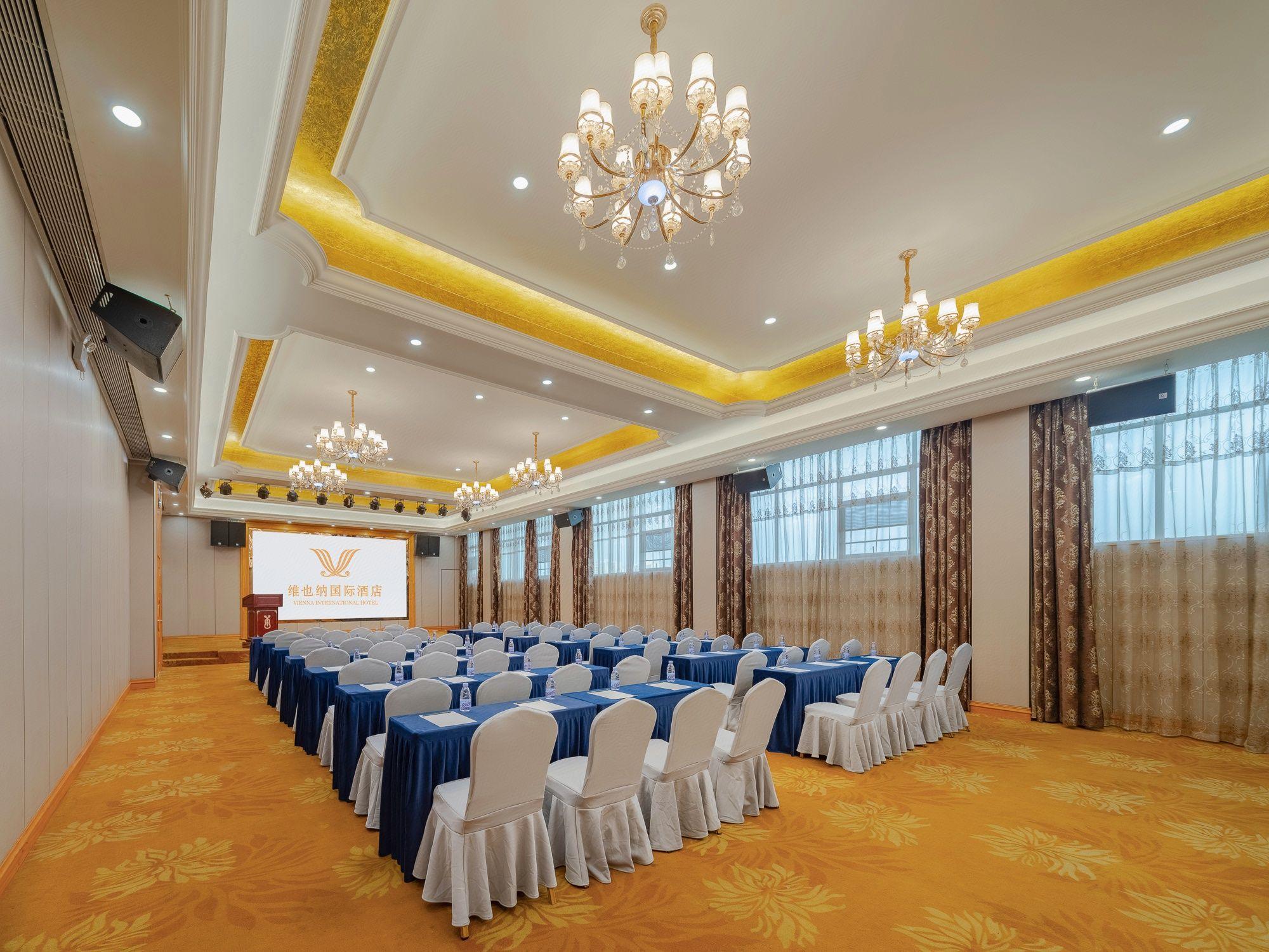 Vienna International Hotel (Dongguan Hengli Zhongshan Road) 42/46