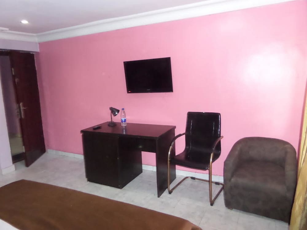 Belfem International Suites 25/31