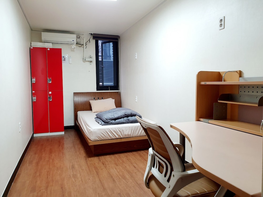 Kimchee Busan Downtown Guesthouse 10/51