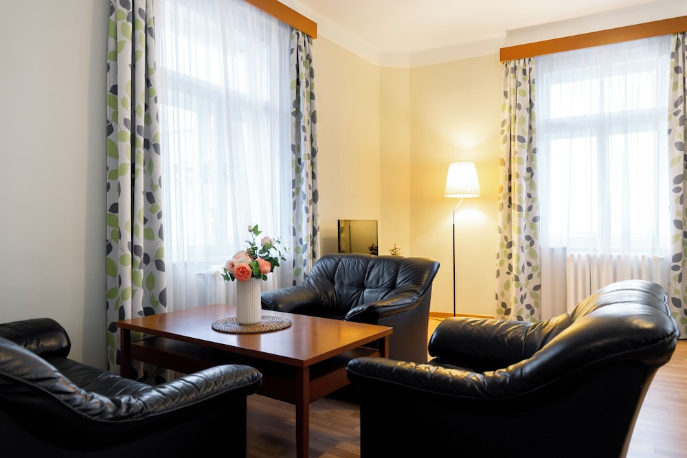 Orion Hotel Prague 45/68