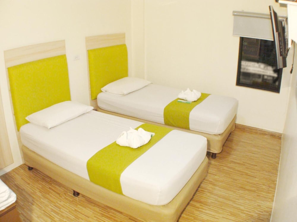 Domestic Guesthouse 22/61